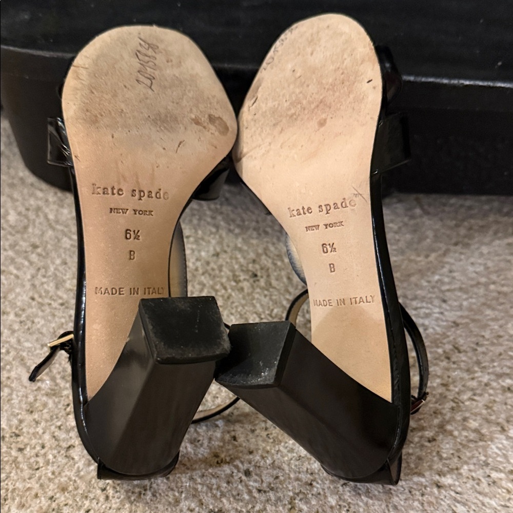 Kate Spade Glossy Black Heels - Picture 4 of 5
